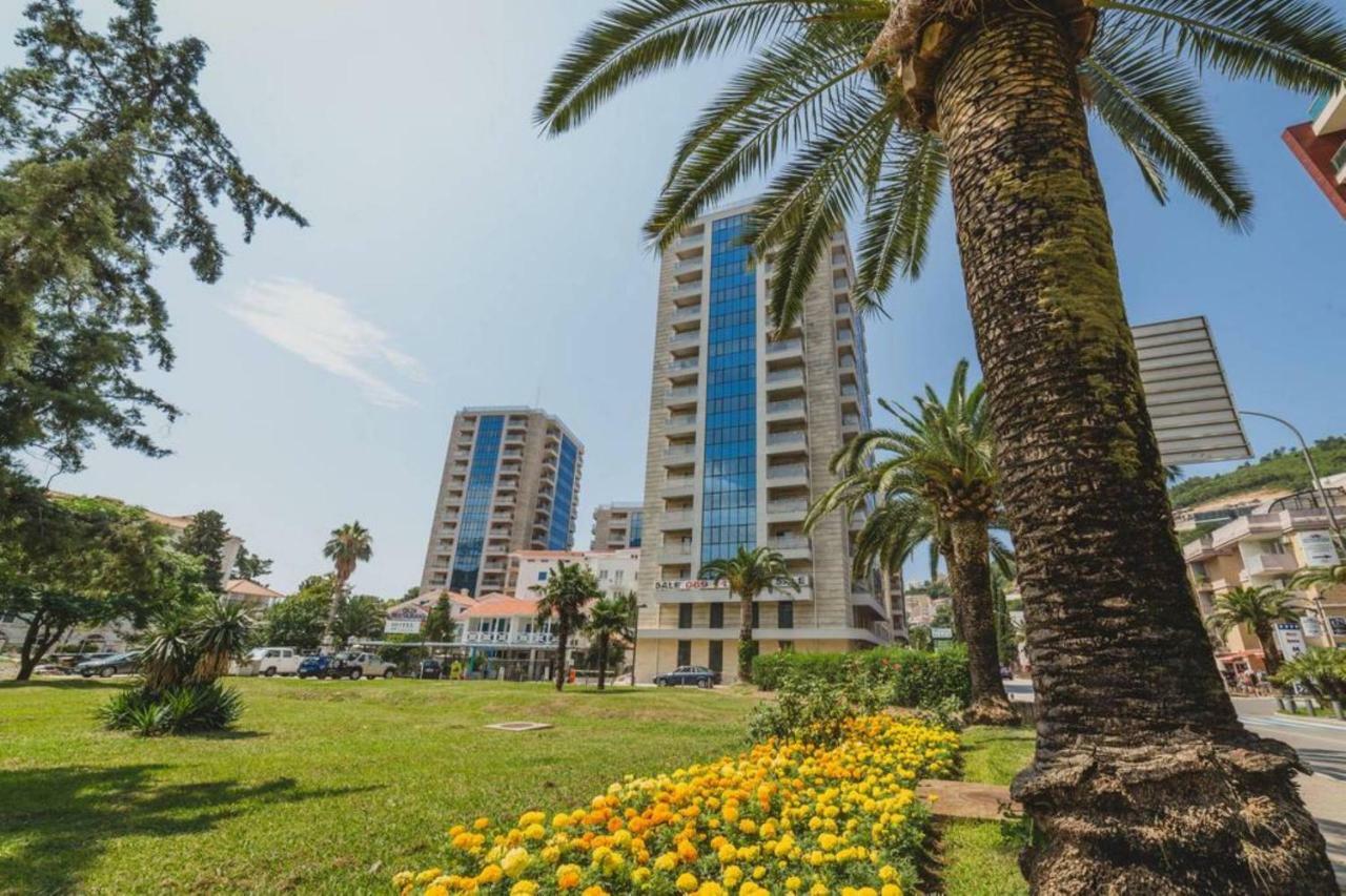 Blue Marlin Apartments Budva Eksteriør billede