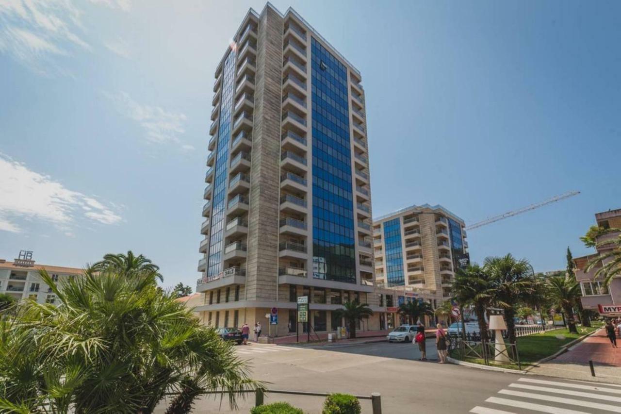 Blue Marlin Apartments Budva Eksteriør billede