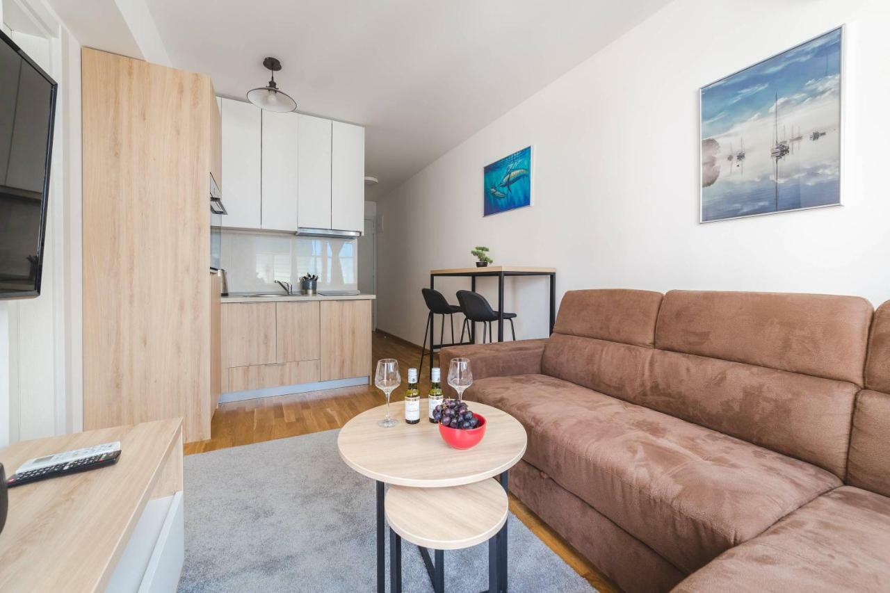 Blue Marlin Apartments Budva Eksteriør billede