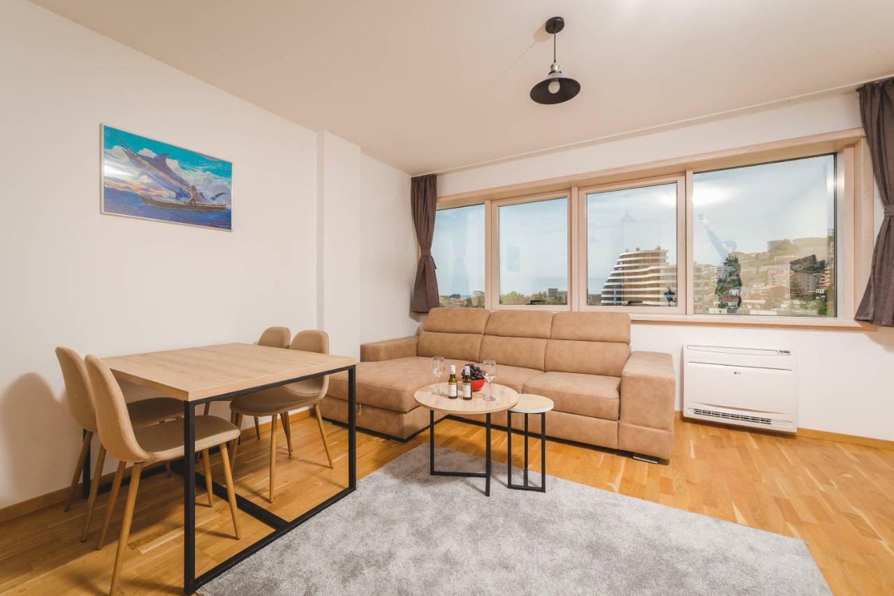 Blue Marlin Apartments Budva Eksteriør billede