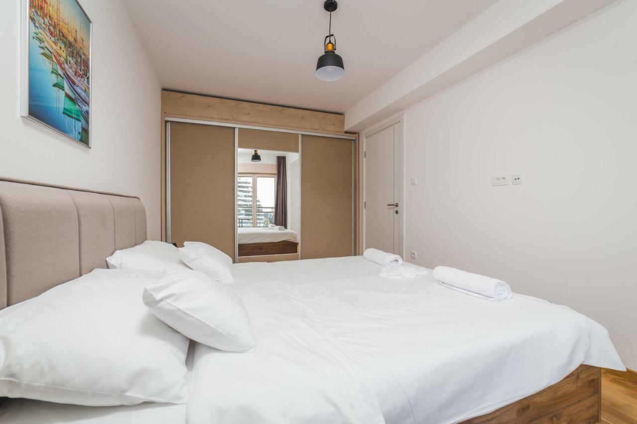 Blue Marlin Apartments Budva Eksteriør billede